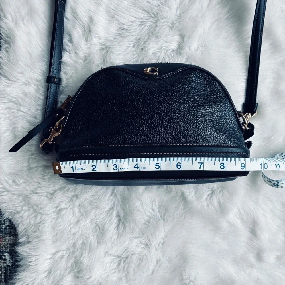 Coach Ivie F37863 Pebbled Leather Camera Crossbody Purse Black Gold Logo Bag